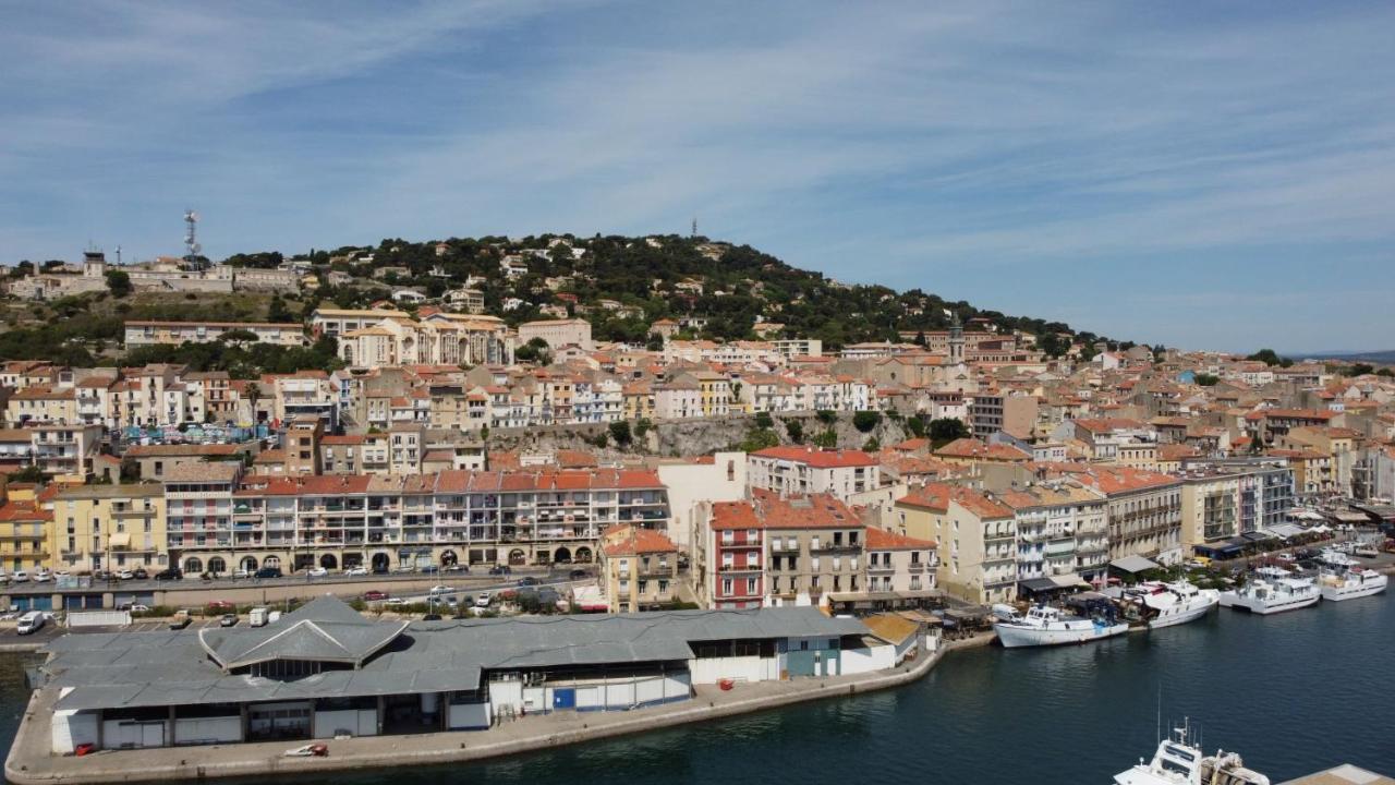 Le Phare Apartment Sete Bagian luar foto